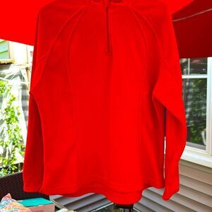 NWOT-QUECHUA PULLOVER